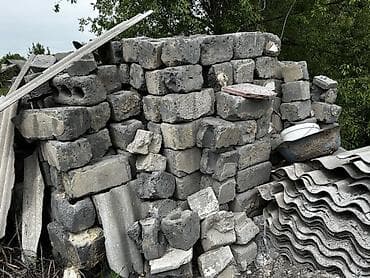 приму строй мусор: Бетонные блоки и волнистые кровельные листы (шифер) Описание: - — 1