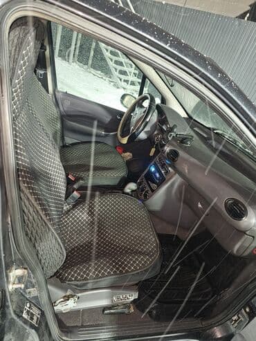 124 универсал: Продаётся универсал черного цвета с просторным багажным отсеком и — 4