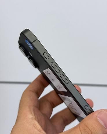 17 про чехол: IPhone 17, Б/у, 256 ГБ, Black Titanium, Защитное стекло, Чехол, В рассрочку, 100 % — 7