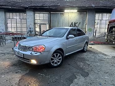 Chevrolet Lacetti: 2008 г., 1.4 л, Механика, Бензин, Седан