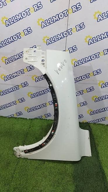 Крыло Переднее левое Volvo, 2003 г., Б/у, Оригинал at lalafo.kg Крыло Переднее левое Volvo, 2003 г., Б/у, Оригинал
