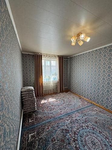 Недвижимость: Продается дом с бизнесом в жм. Ак ордо 3 Площадь: 4 соток, размером — 4
