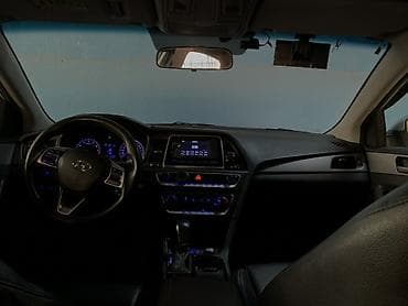 Hyundai Sonata: 2019 г., 2 л, Автомат, Бензин, Седан — 5