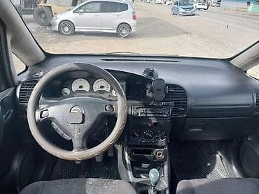 raf simons: Opel Zafira: 2002 г., 2.2 л, Ручные, Бензин, Минивэн — 4