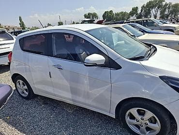 шевралет камара: Chevrolet Spark: 2016 г., 1 л, Вариатор, Бензин, Хэтчбэк — 4