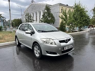 Унаа: Toyota Auris: 2008 г., 1.8 л, Автомат, Газ, Хетчбек — 2