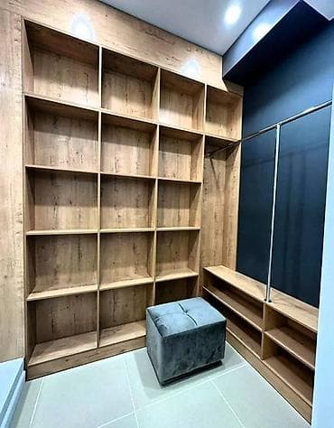 аренда офиса: Аренда офисов, 100 м², В бизнес центре, 1 линия — 5