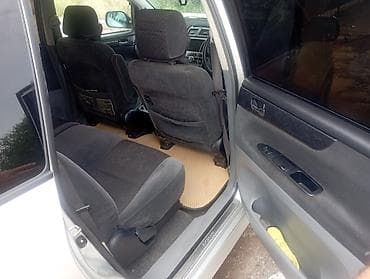 порог: Toyota Ipsum: 2003 г., 2.4 л, Автомат, Бензин, Минивэн — 3