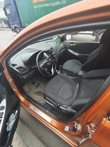 hyundai solaris продаю: Hyundai Solaris: 2014 г., 1.6 л, Автомат, Бензин, Седан — 5