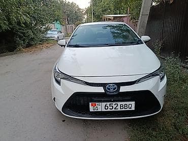 гибрид тойота: Toyota Corolla: 2021 г., 1.8 л, Гибрид, Седан — 2