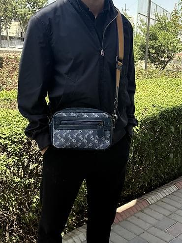 барсетки женские: Барсетка, Coach, Материал: Комбинированный материал, Застежка на молнии, Б/у — 1