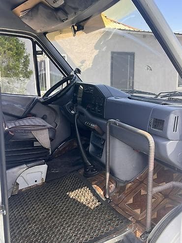 Продажа авто: Mercedes-Benz Спринтер: 1999 г., 2.9 л, Механика, Дизель, Фургон — 4