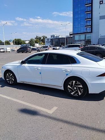 s класс 221: Hyundai Grandeur: 2021 г., 2.4 л, Автомат, Гибрид, Седан — 1