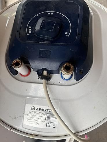 авто аристон: Накопительный водонагреватель Объем бака: 100 л, Ariston, Электрический, Регулятор температуры, Эмалированная сталь — 2
