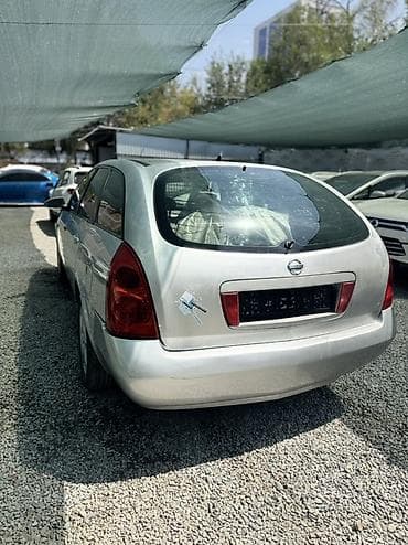 Продажа авто: Nissan Primera: 2002 г., 1.8 л, Механика, Бензин, Хэтчбэк — 3