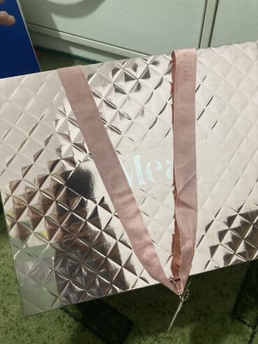 Гирлянды: Продаю новые Подарочные коробки TWINKLE с лентой Длина -16см — 7