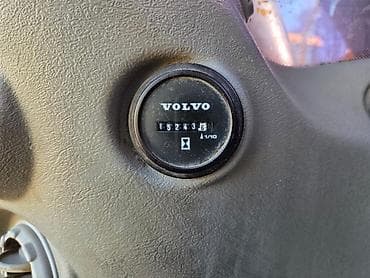 mtz 82 1: Экскаватор, Volvo, 2015 г., Колесный — 7