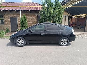 prius: Toyota Prius: 2005 г., 1.5 л, Вариатор, Гибрид, Хэтчбэк — 4