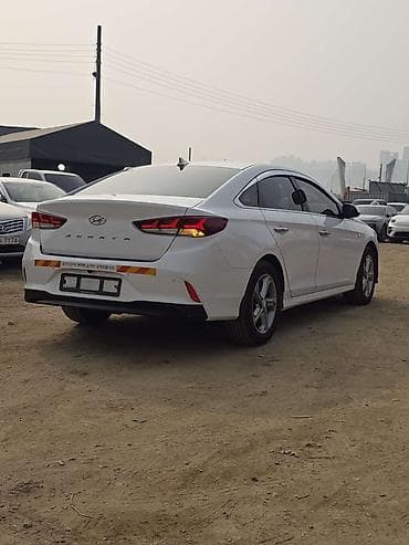 lada largus: Hyundai Sonata: 2021 г., Бензин, Седан — 7