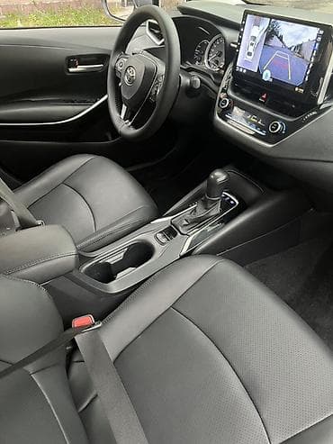 Продажа авто: Toyota Corolla: 2021 г., 1.8 л, Вариатор, Гибрид, Седан — 7