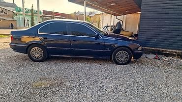 BMW 5 series: 2000 г., 2 л, Механика, Бензин, Седан