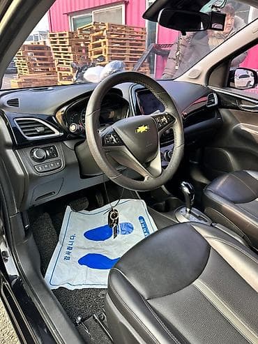 сиденья на спарк: Chevrolet Spark: 2019 г., 1 л, Автомат, Бензин, Хэтчбэк — 7