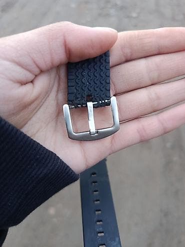 Жеке буюмдар: Спорттук сааттар саат, Таймер жана секунда өлчөгүч, Суу өткөрбөөчү, Эркектердики, Колдонулган — 6