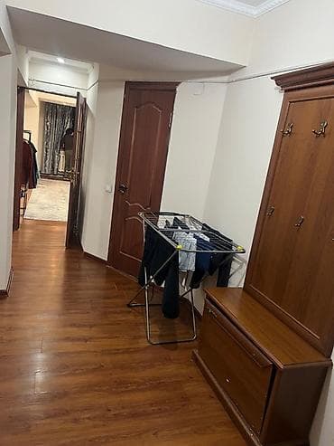 квартира пушкина: 3 комнаты, 95 м², Элитка, 2 этаж, Старый ремонт — 1