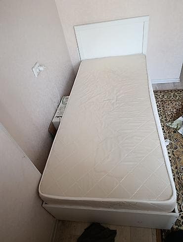 кровати односпальные: Связи с переездом продаю односпальную кровать 3 шт. 2 взрослых 1 — 5