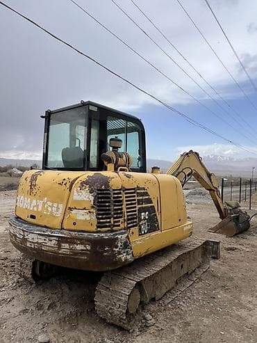 т 150к трактор: Экскаватор, Komatsu, Гусеничный — 1