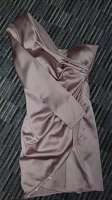 armani code: Вечернее платье, Коктейльное, Короткая модель, Атлас, С рукавами, Один рукав, XS, M — 1