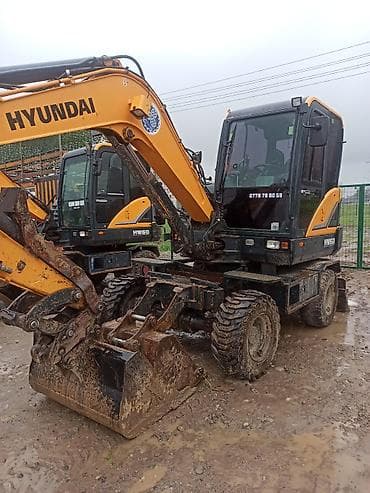 full construction: Экскаватор, Hyundai, Колесный — 1