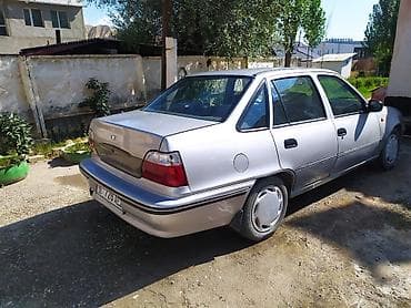 мотоцикл gsx 200: Daewoo Nexia: 2003 г., 1.5 л, Кол менен иштөөчү, Бензин, Седан — 1