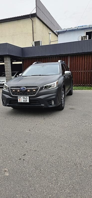 Subaru Outback: 2021 г., 2.4 л, Автомат, Бензин, Универсал