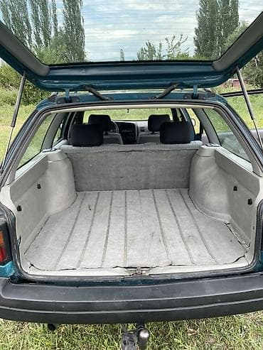 124 e500: Volkswagen Passat Variant: 1992 г., 1.8 л, Бензин, Универсал — 8