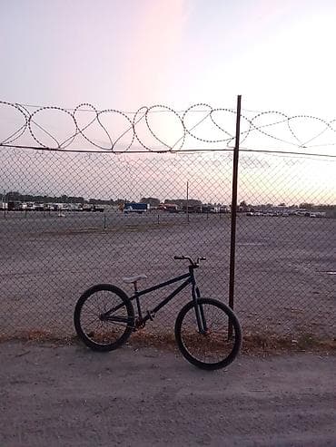 BMX велосипеды: BMX велосипед, Рама M (156 - 178 см), Б/у — 1