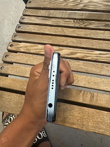 rog phone: Poco X4 GT, Б/у, 256 ГБ, цвет - Голубой, 2 SIM — 4