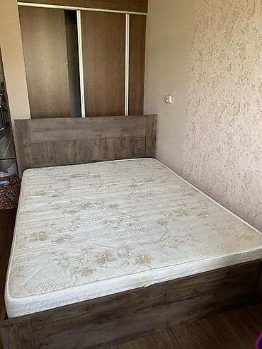 Двуспальная кровать, С матрасом, длина - 200 см