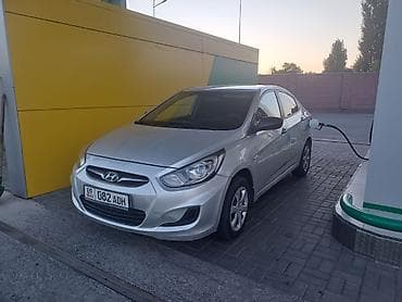 Hyundai Solaris: 2013 г., 1.6 л, Механика, Бензин, Седан at lalafo.kg Hyundai Solaris: 2013 г., 1.6 л, Механика, Бензин, Седан