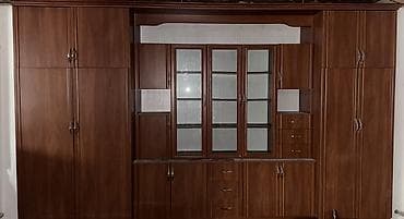 парта ош: Дубал шкаф, Дубал шкаф түрү: Модулдуу, Үй, конок бөлмөсү үчүн, Колдонулган, Өзгөчөлүктөрү: Тамак-аш идишин сактоо үчүн — 1