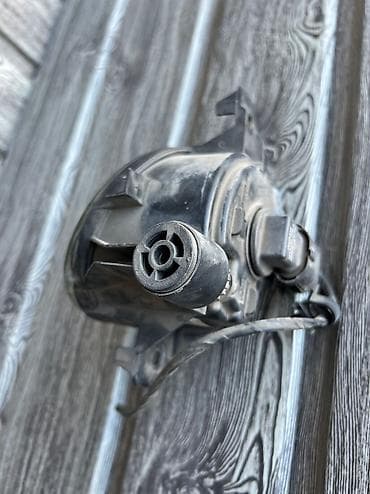 фонарь бмв: Правая противотуманная фара BMW 2010 г., Б/у, Оригинал, Германия — 2