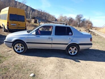 рассрочка авто бишкек без первоначального взноса: Volkswagen Vento: 1993 г., Седан — 9