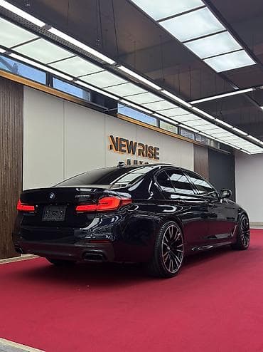 Транспорт: BMW 5 series: 2018 г., 4.4 л, Бензин, Седан — 3