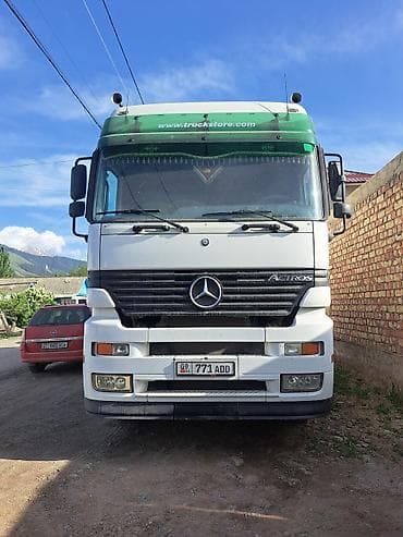 Жүк ташуучу унаа, Mercedes-Benz, Колдонулган — 1