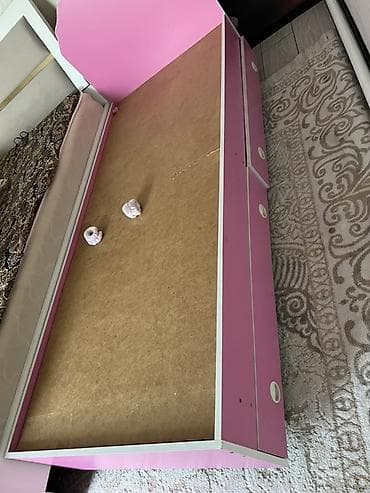 Кийим үчүн комоддор: Кийим үчүн комод, Күзгүсү менен, ЛДСП, түсү - Кызгылт — 4