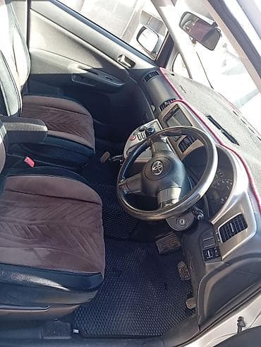 бус пасажир: Toyota WISH: 2003 г., 1.8 л, Автомат, Газ, Минивэн — 5