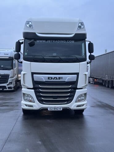 Ковролин: Сүйрөгүч, DAF, 2019 г., Тенттелген — 2