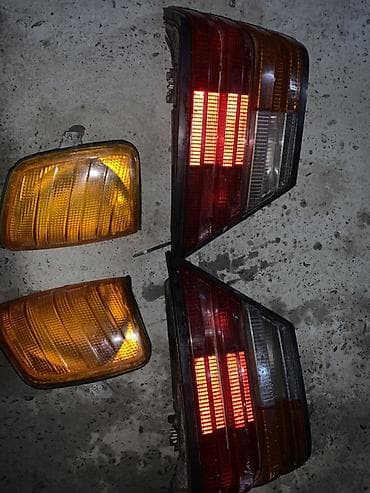 Детали ходовой части: Комплект поворотников Mercedes-Benz Б/у, Оригинал, Германия — 1