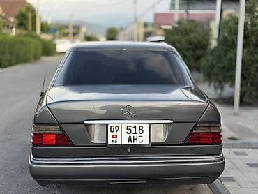 mers e124: Mercedes-Benz W124: 1993 г., 2.2 л, Автомат, Бензин, Седан — 6