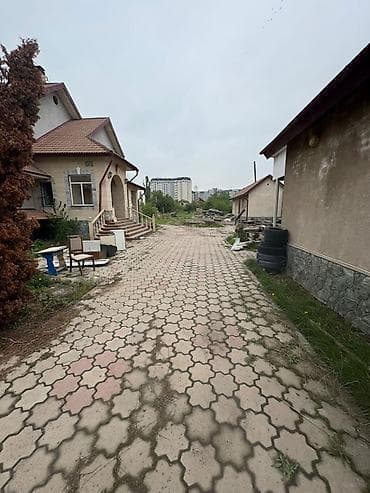 Могу уйдун брусчаткасын,айнегин,решеткаларын,крышасын,лестница мрамор